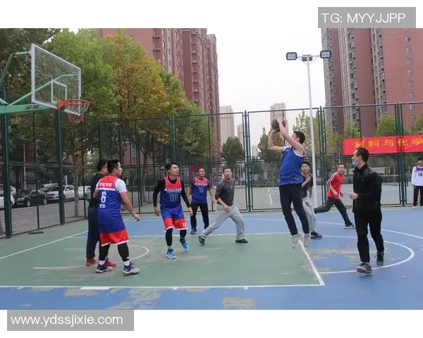 周磊篮球生涯回顾与展望对话分享篮球梦想与奋斗历程